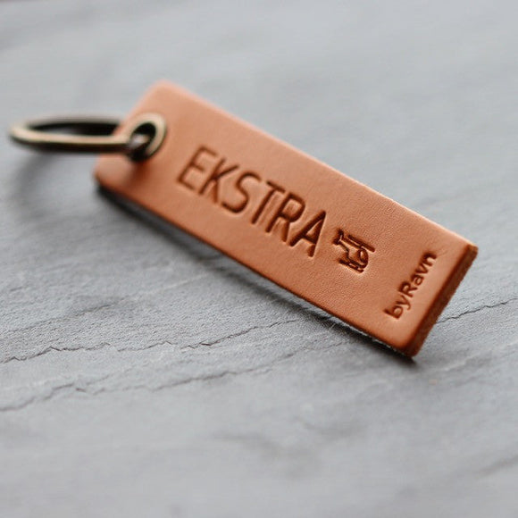 Vedhæng i læder med personligt tryk