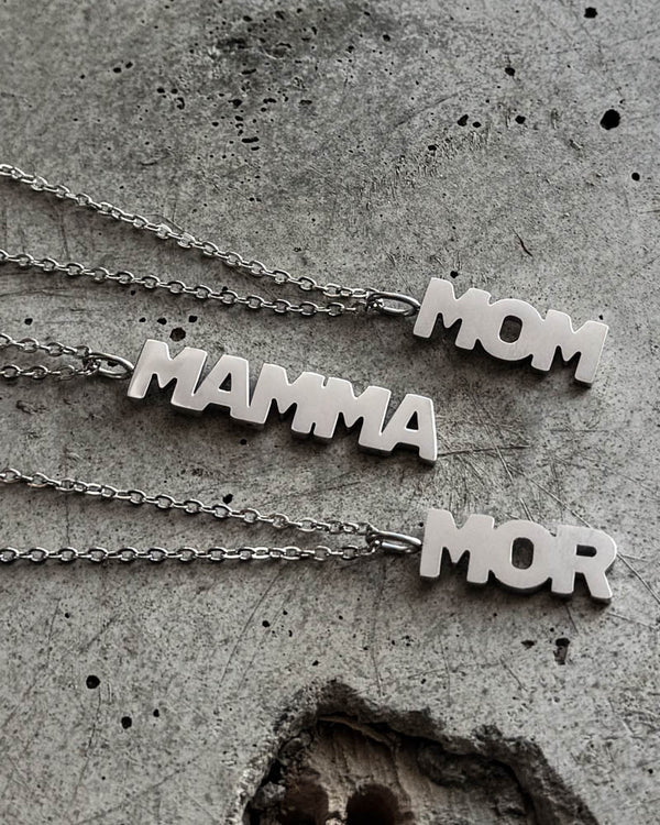 MOM